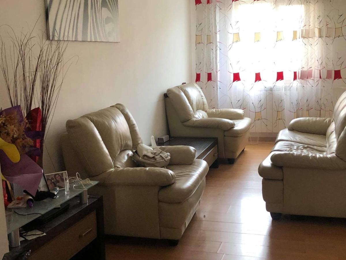 Apartament Appartement Râmnicu Vâlcea Buitenkant foto